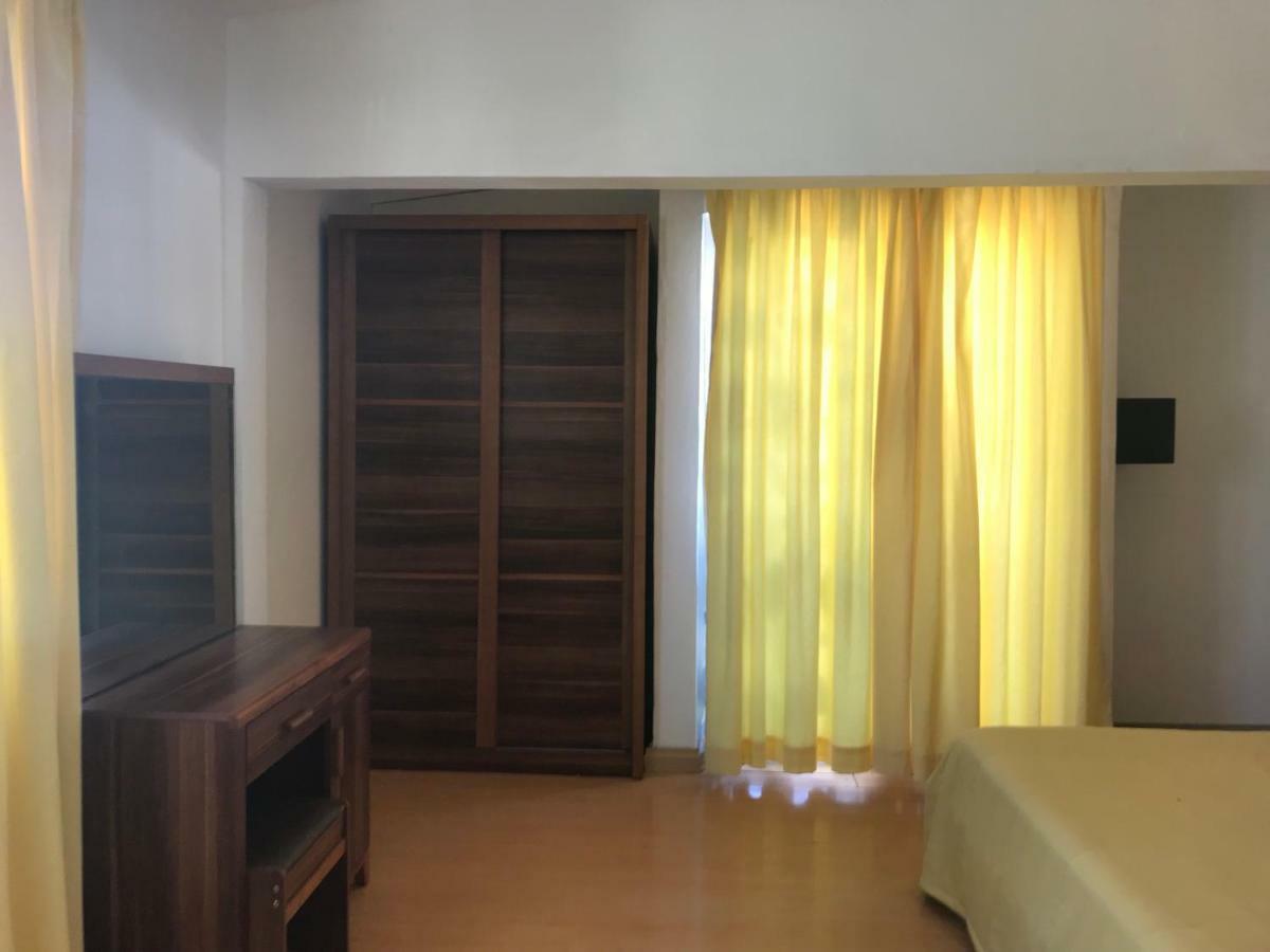Oceanpride Complex Apartment Flic-en-Flacq Екстериор снимка